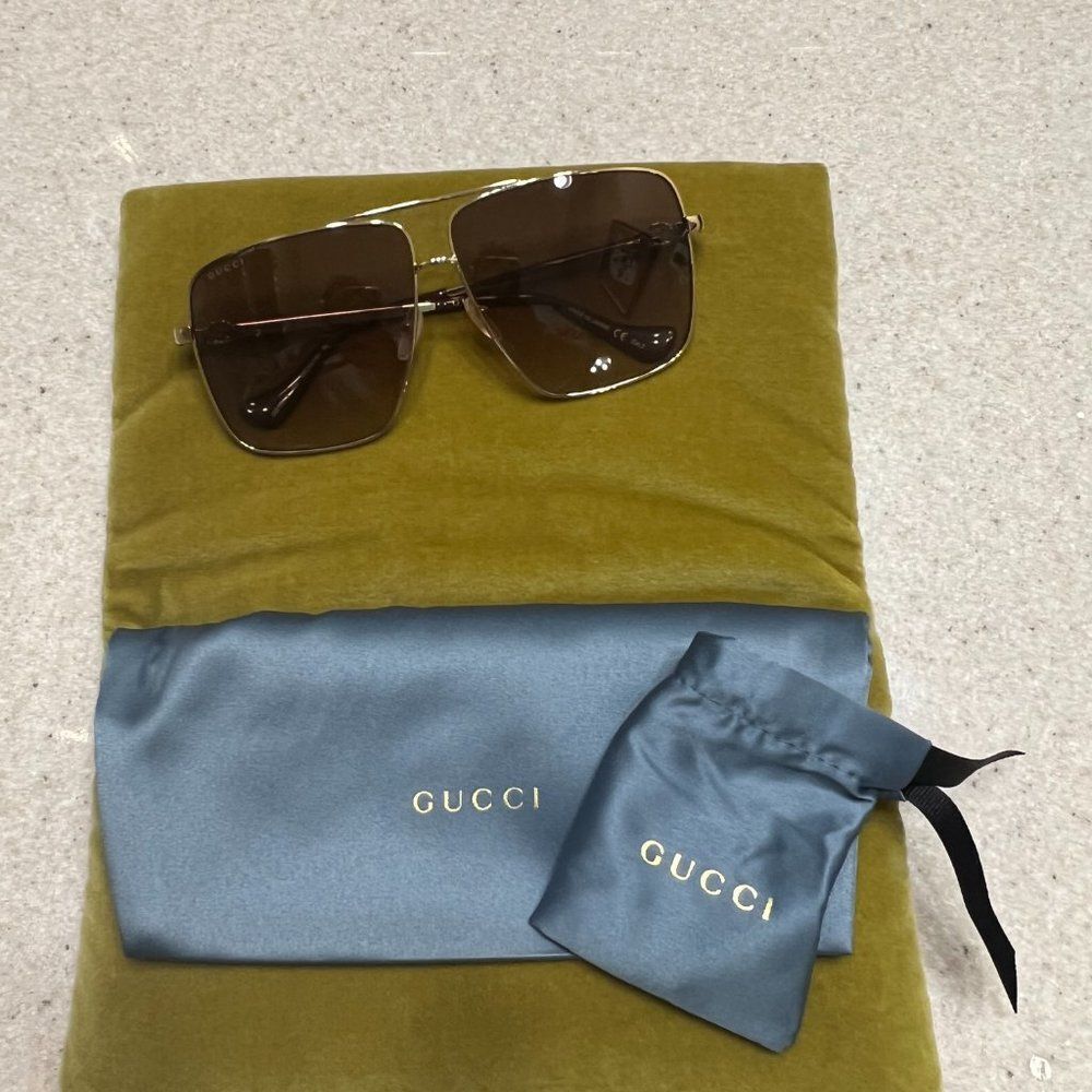 Gucci Sunglasses - Picture 7 of 7
